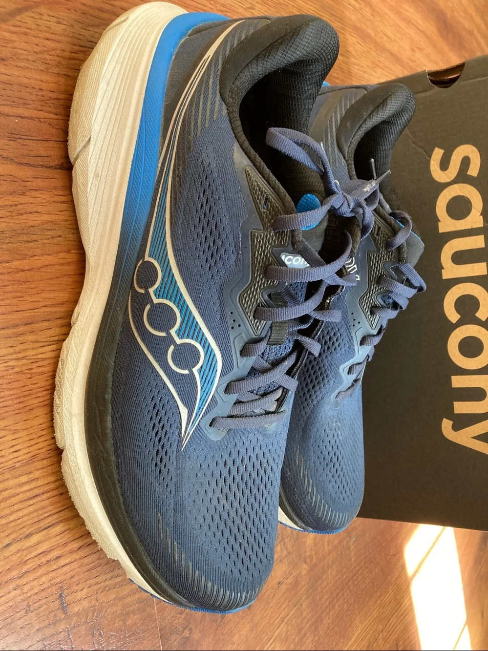 Saucony shoes superb 12